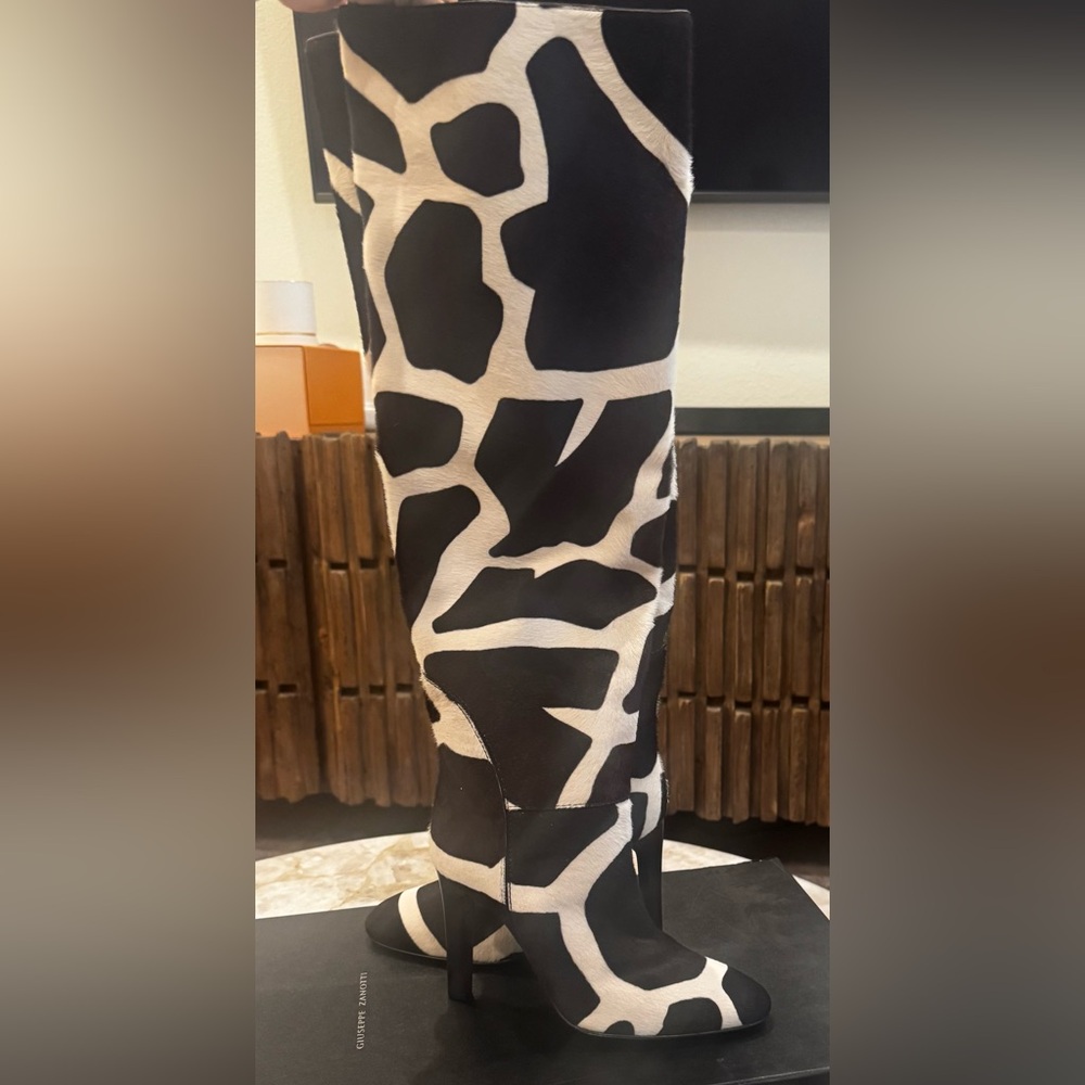 Giuseppe Zanotti 105mm Hattie knee-high boots 38.5